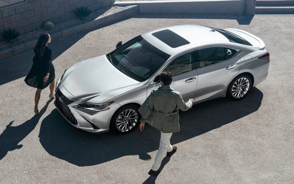 2023 Lexus ES