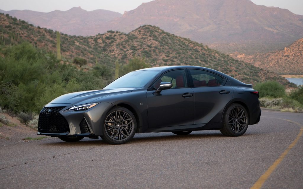 2023 Lexus IS